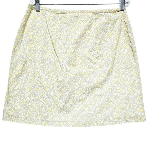 L.L. Bean Favorite Fit Mini Skirt Tan Yellow Floral Pockets Women's Size 12P - Picture 2 of 6